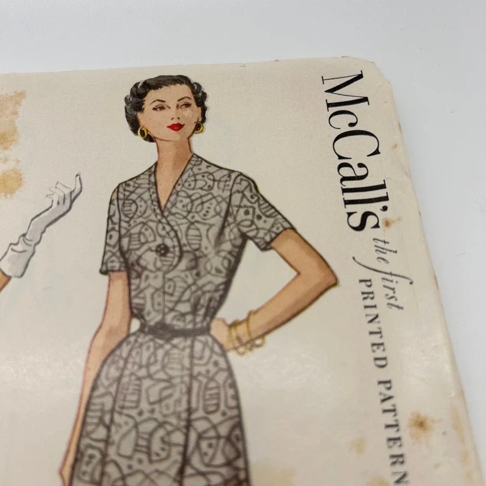 McCalls Vintage 1950's Pattern #9602 Women's Dress‎ Size 16